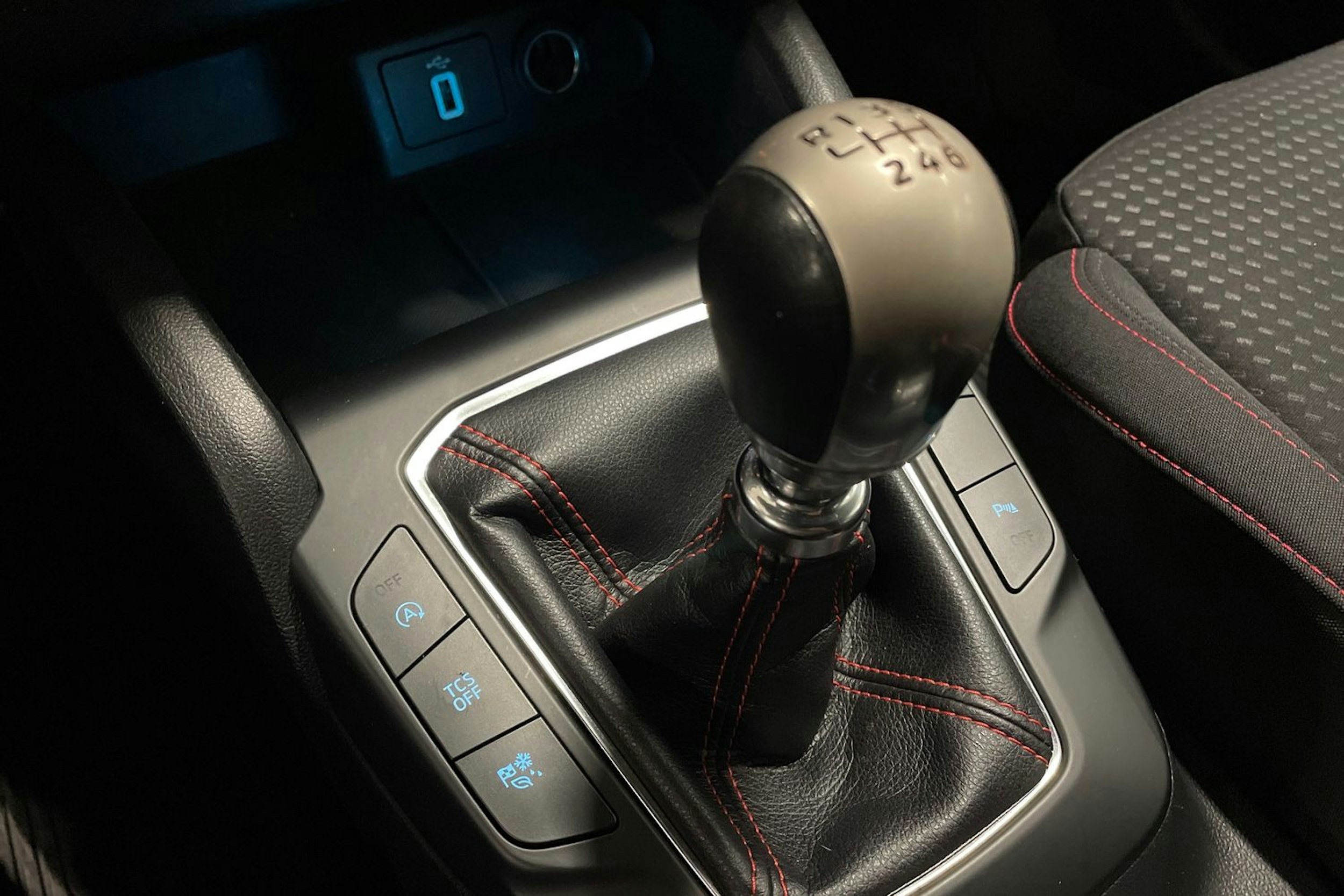 musta Ford Focus 2019 kuva 31.