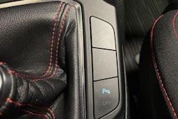 musta Ford Focus 2019 kuva 32.