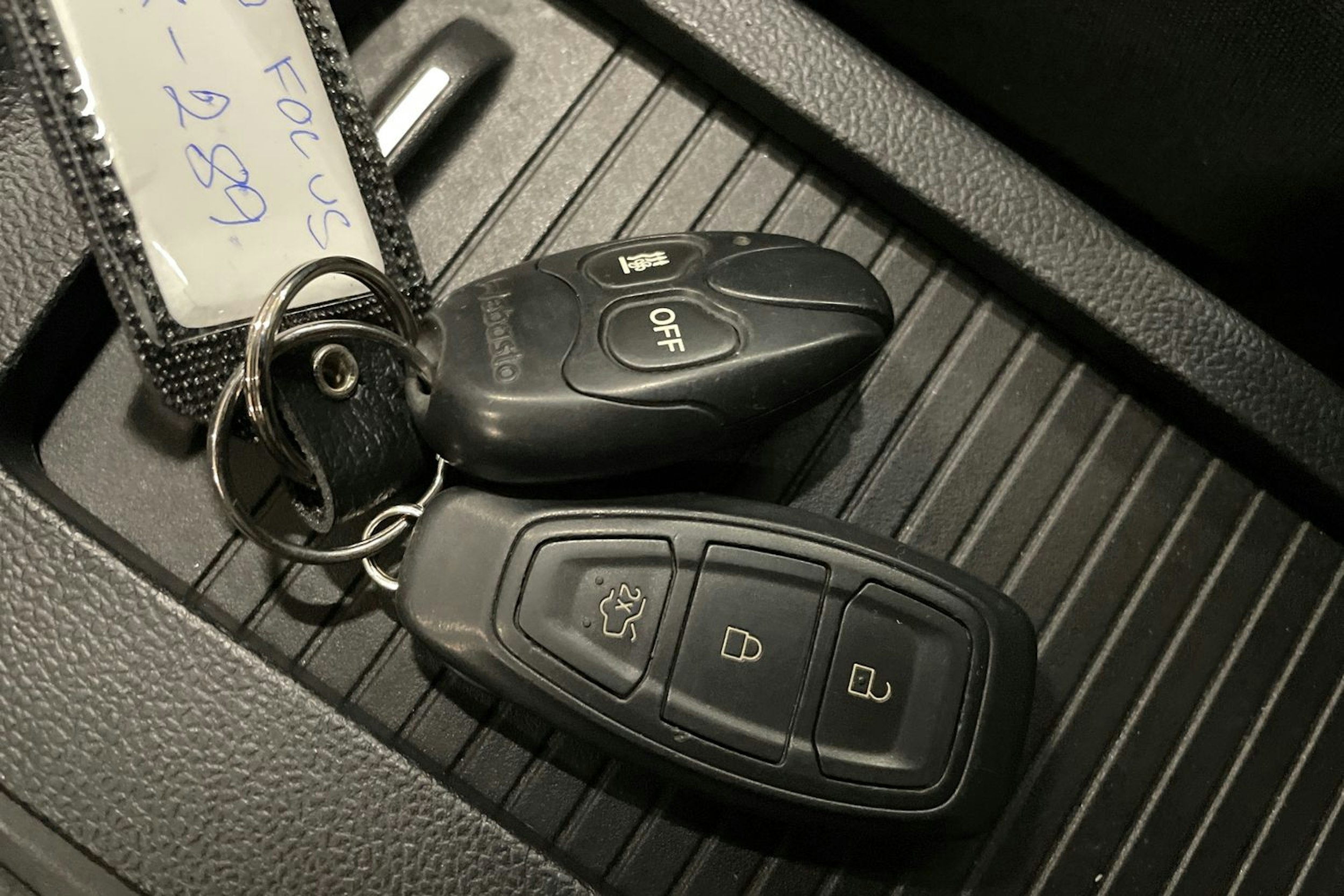 musta Ford Focus 2019 kuva 34.