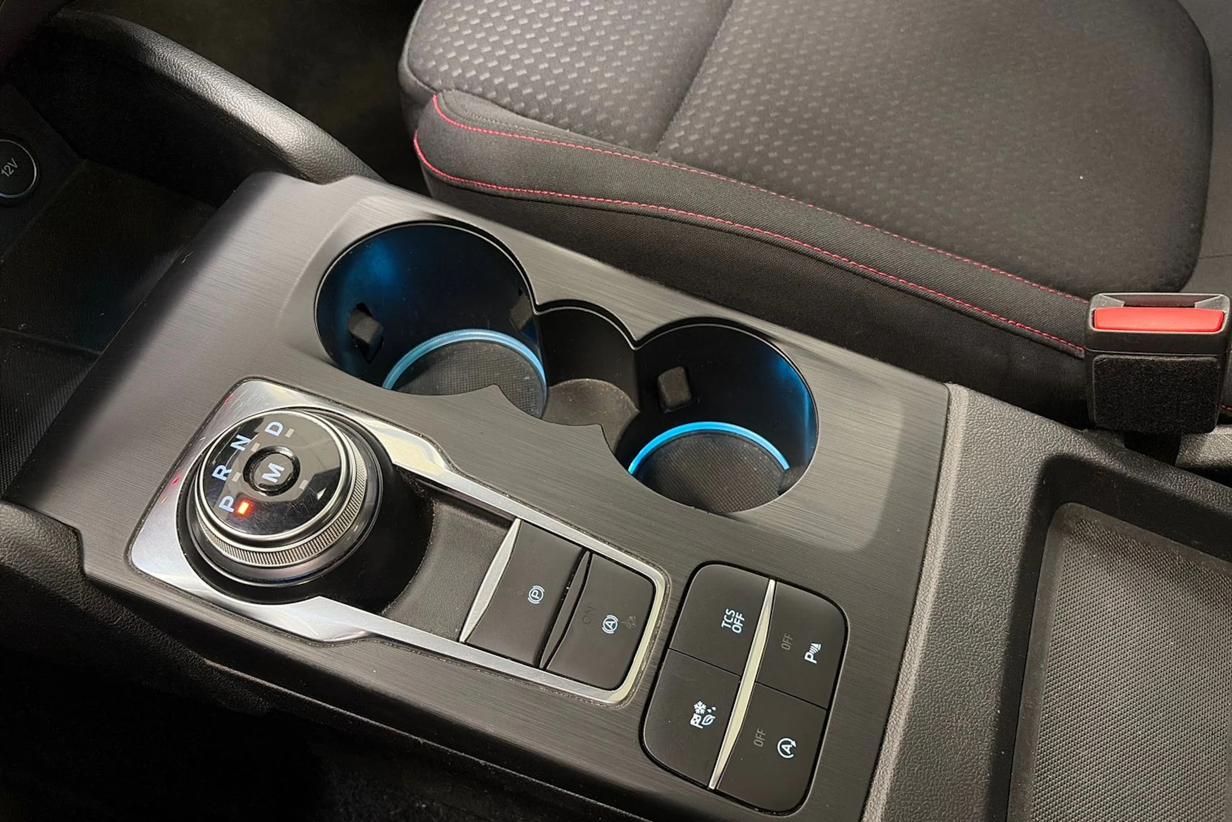 Sininen Ford FOCUS 2019 kuva 26.