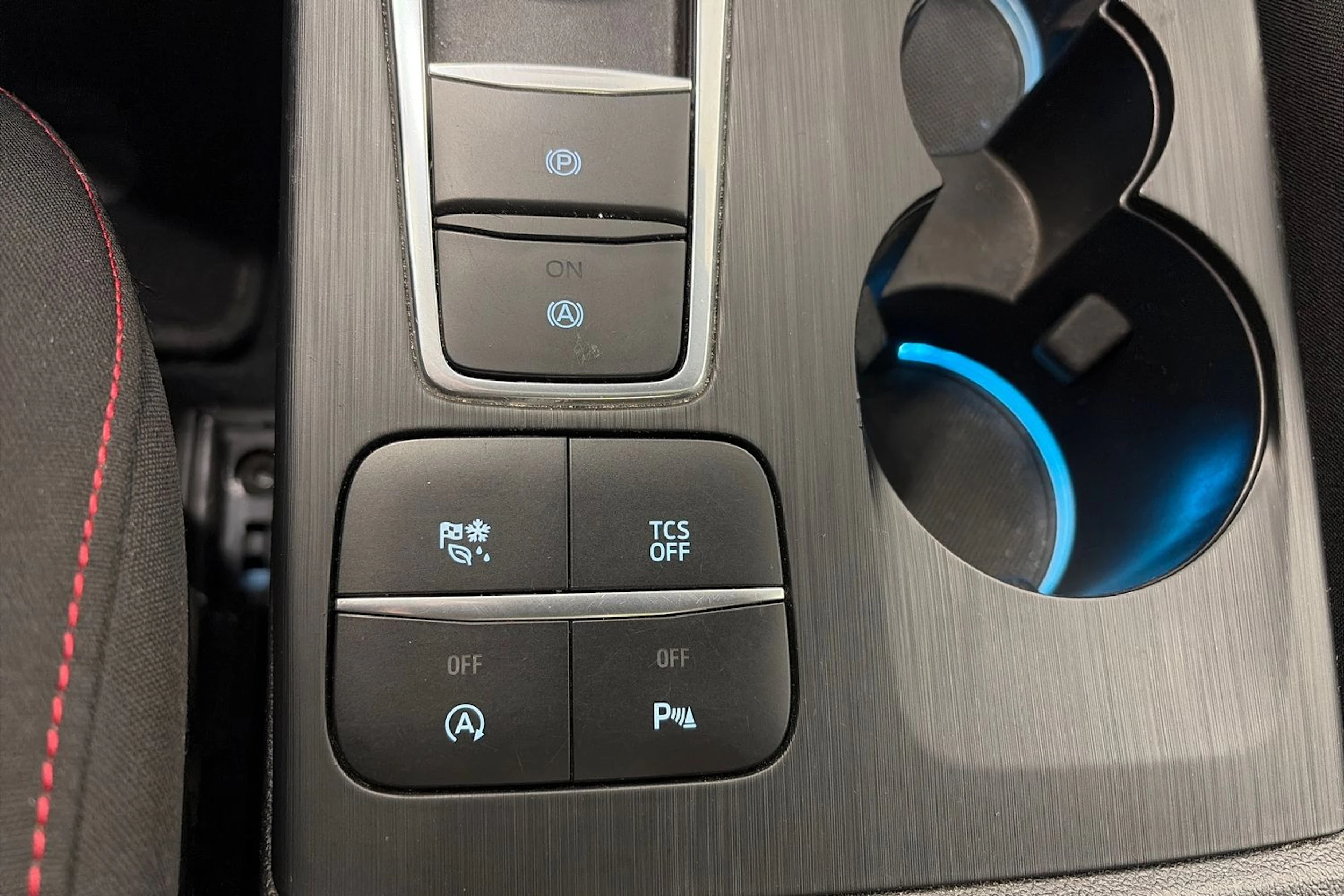 Sininen Ford FOCUS 2019 kuva 27.
