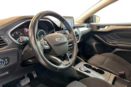 Harmaa Ford FOCUS 2019 kuva 6.