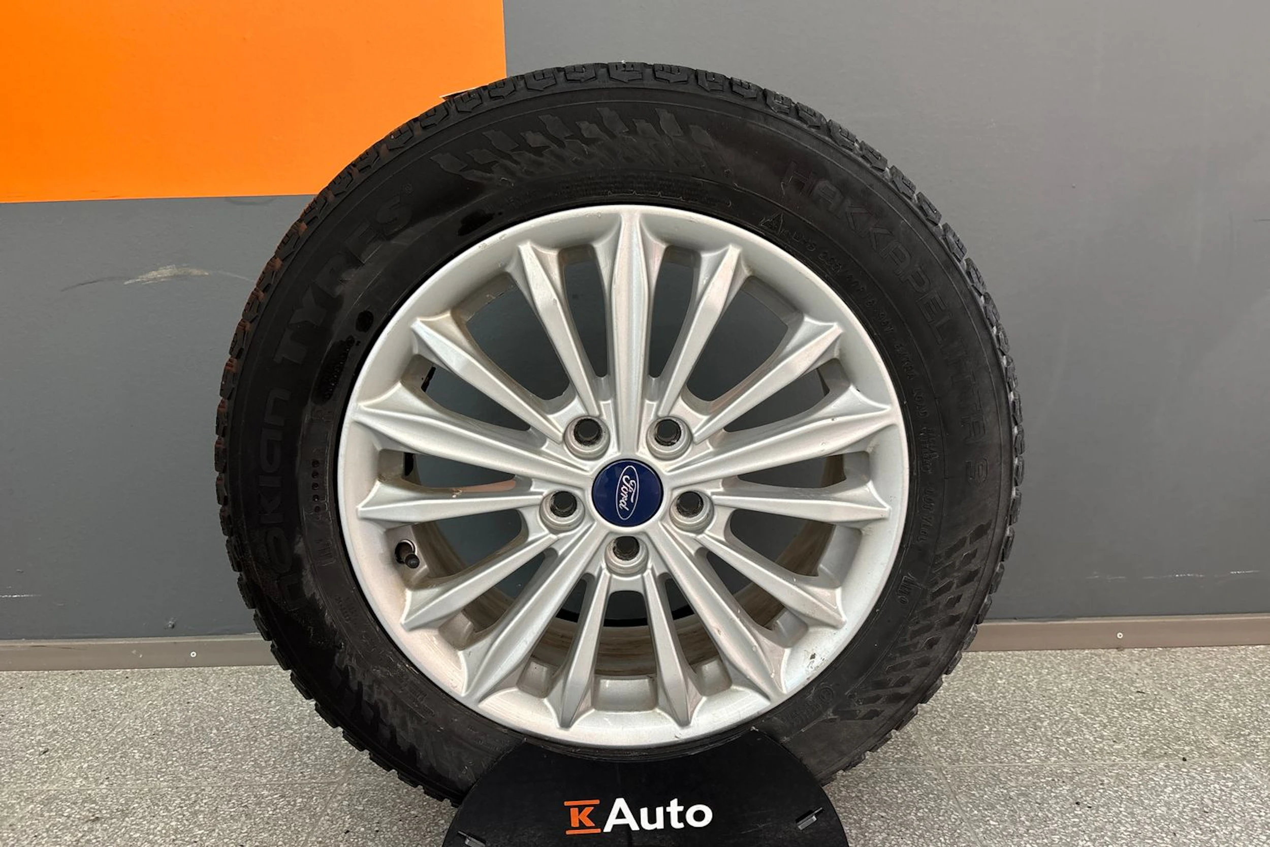 Harmaa Ford FOCUS 2019 kuva 10.