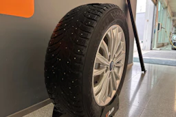 Harmaa Ford FOCUS 2019 kuva 12.