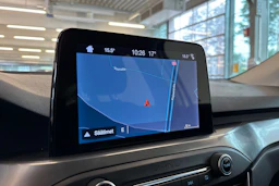 Harmaa Ford FOCUS 2019 kuva 17.