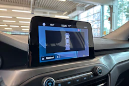 Harmaa Ford FOCUS 2019 kuva 18.