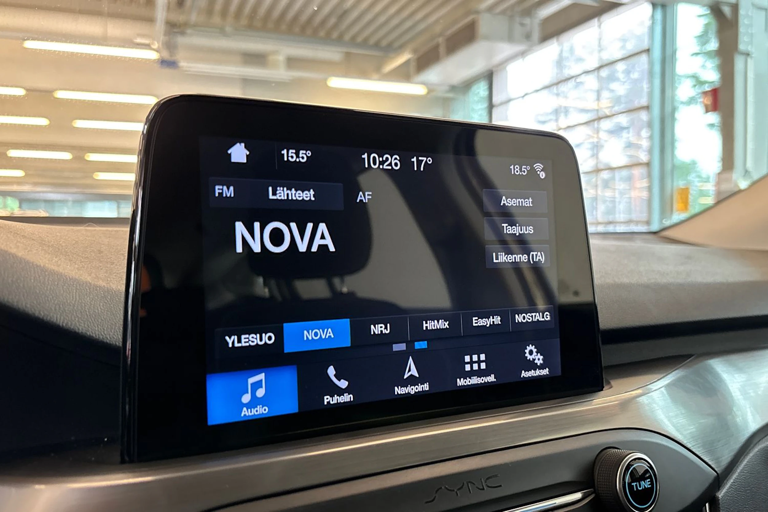 Harmaa Ford FOCUS 2019 kuva 19.