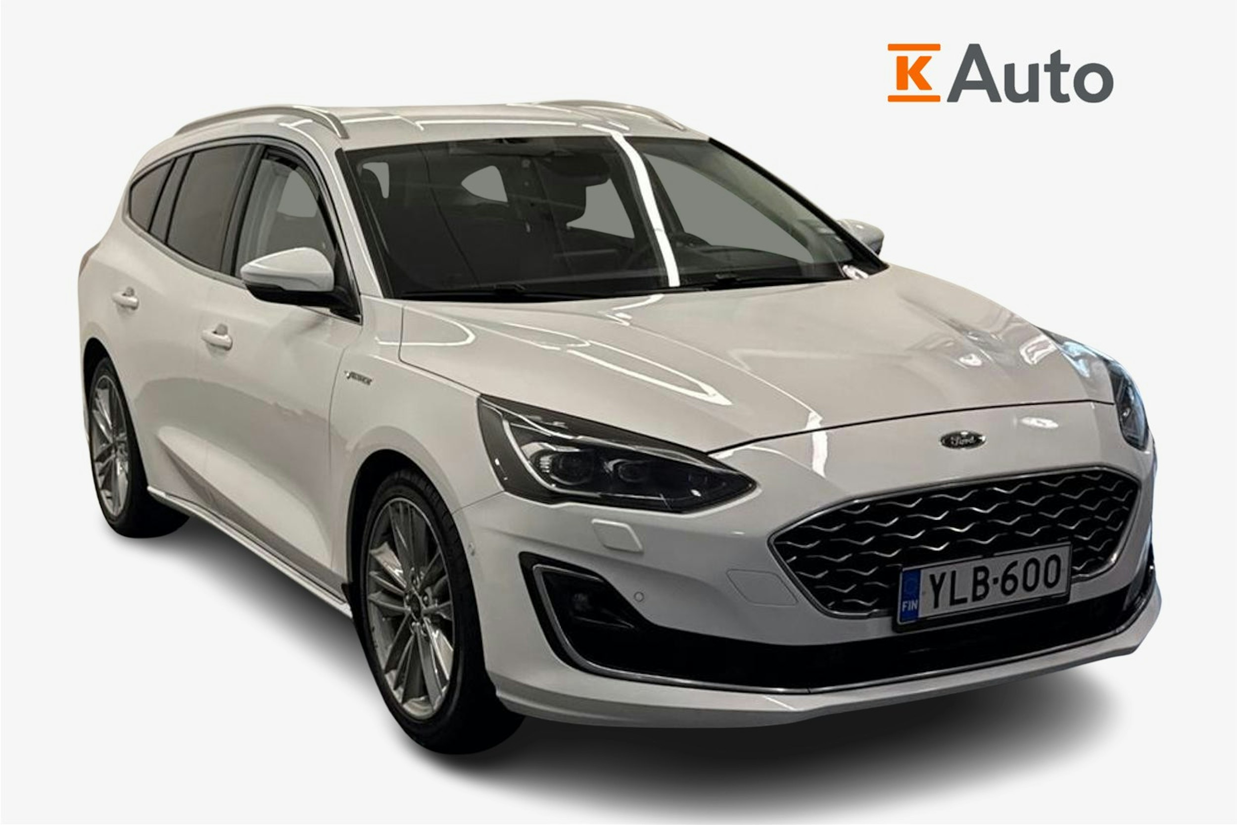 valkoinen Ford Focus 2019 kuva 1.