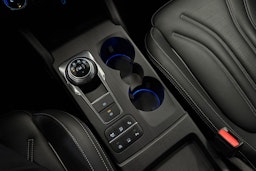 valkoinen Ford Focus 2019 kuva 21.