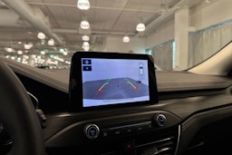 valkoinen Ford Focus 2019 kuva 25.
