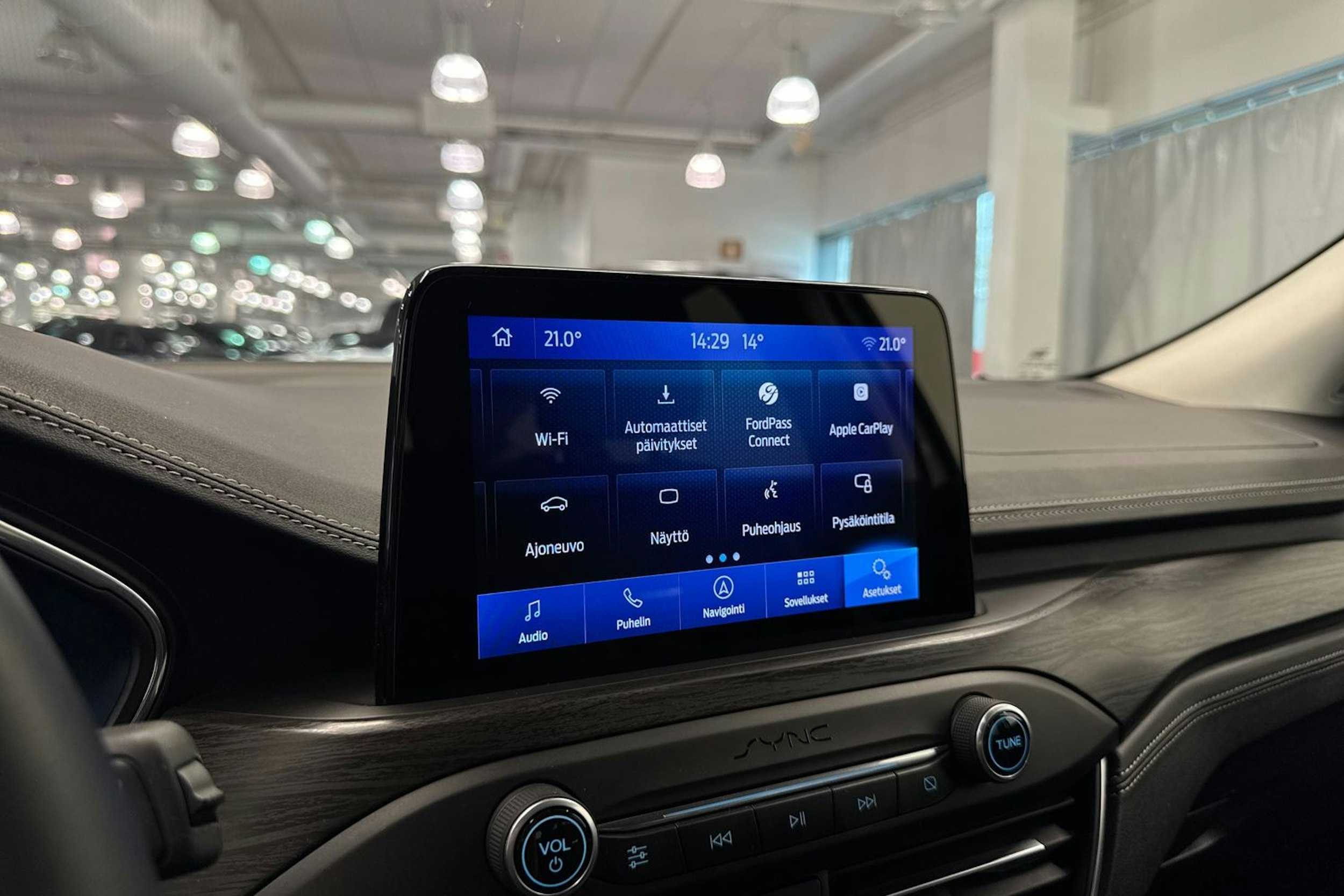valkoinen Ford Focus 2019 kuva 27.