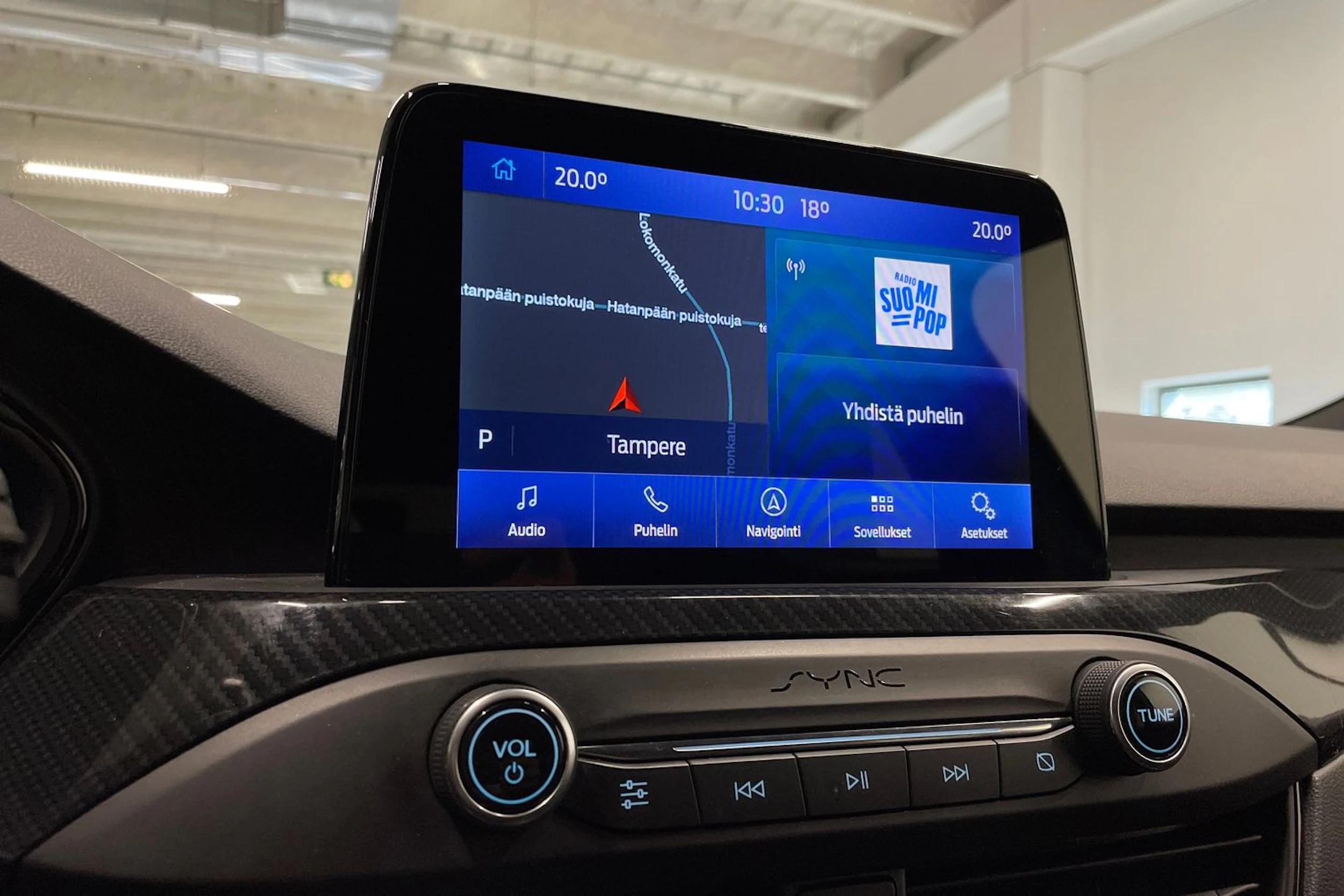 sininen Ford Focus 2019 kuva 14.
