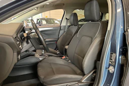 sininen Ford Focus 2019 kuva 11.