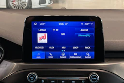 sininen Ford Focus 2019 kuva 16.