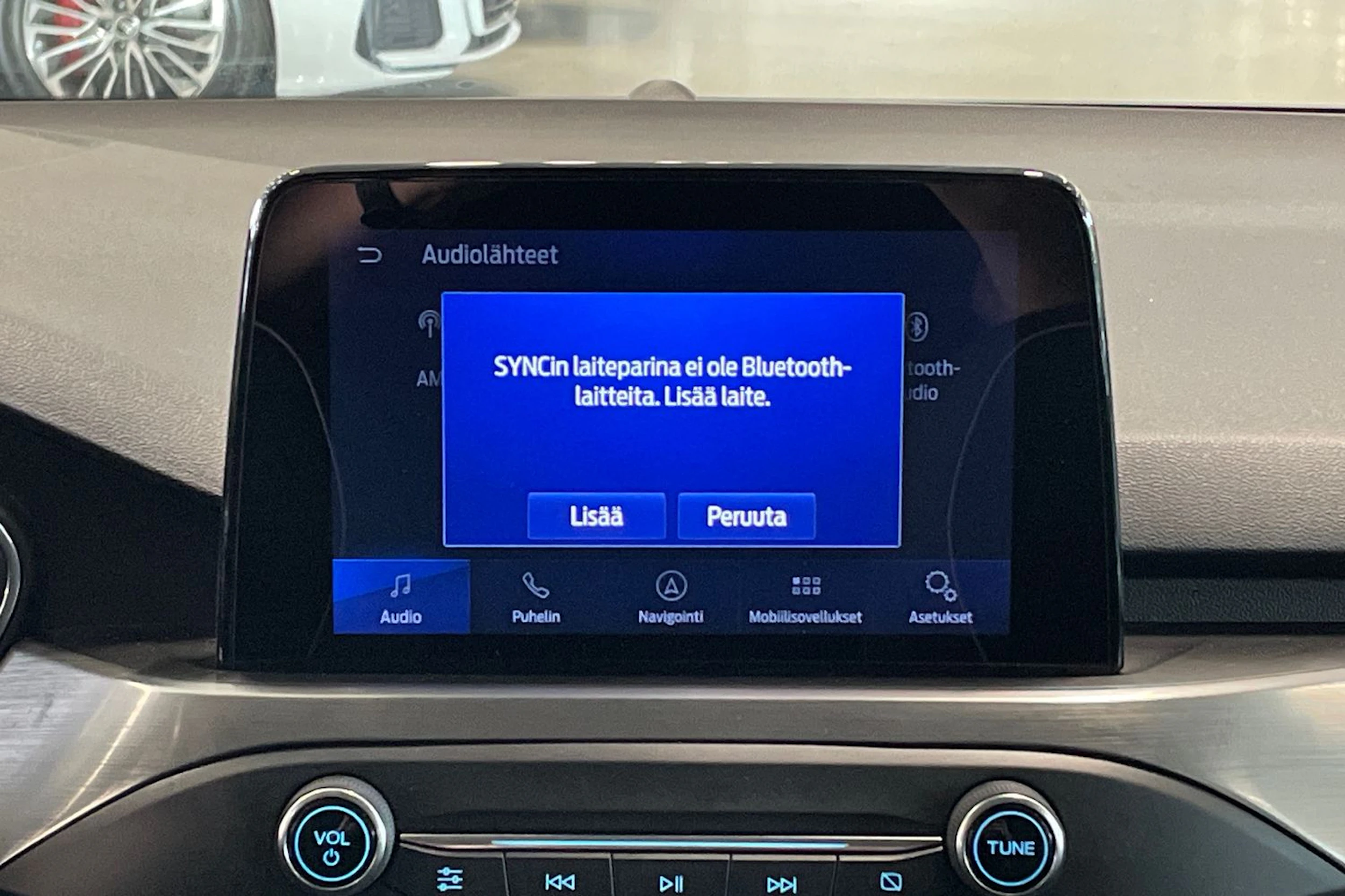 sininen Ford Focus 2019 kuva 17.