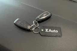 sininen Ford Focus 2019 kuva 28.