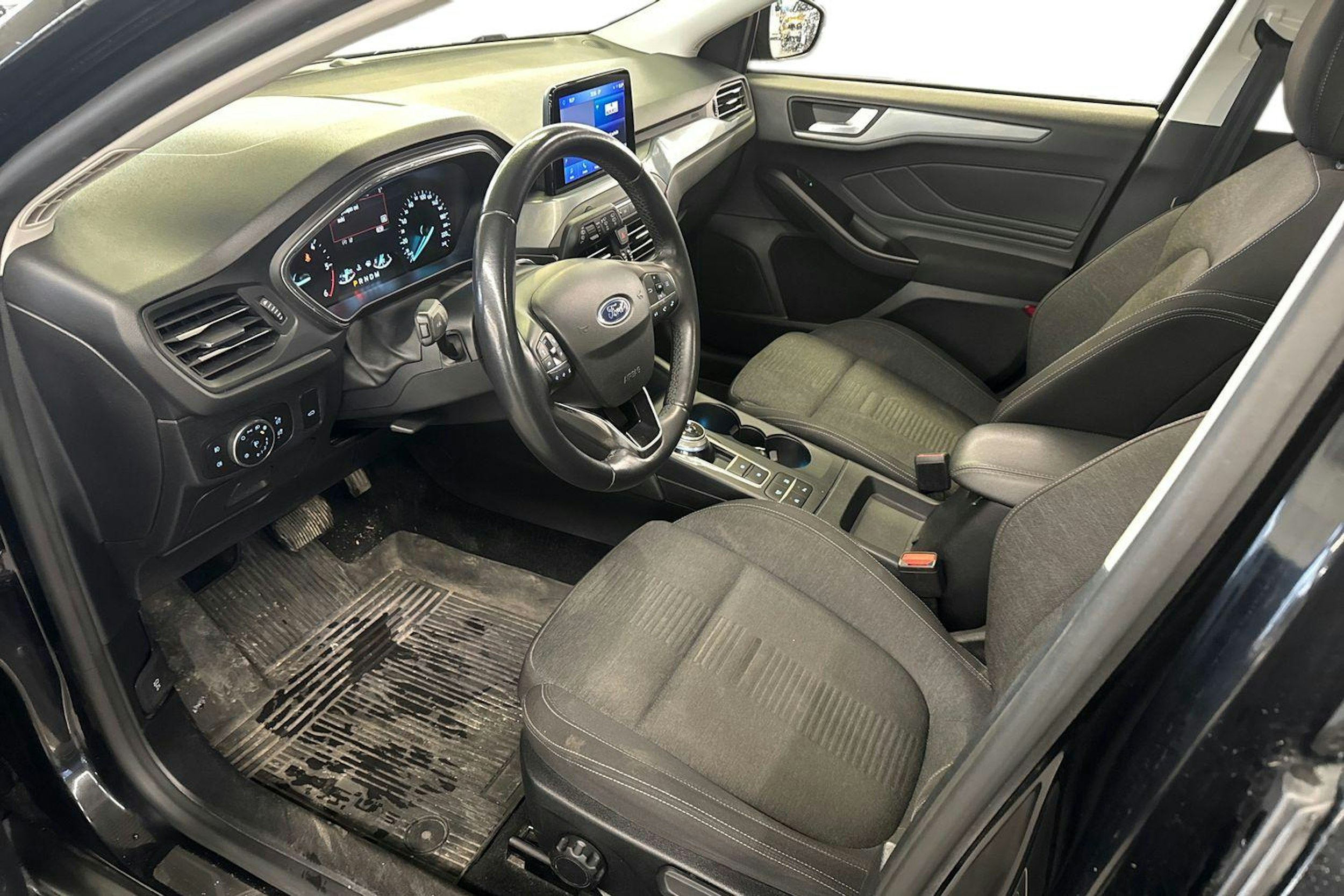 musta Ford Focus 2019 kuva 3.