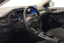 musta Ford Focus 2019 kuva 7.