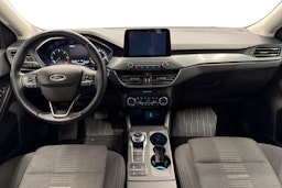 musta Ford Focus 2019 kuva 9.