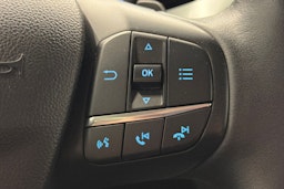 musta Ford Focus 2019 kuva 15.