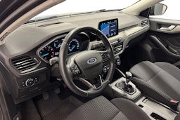 Harmaa Ford Focus 2019 kuva 7.