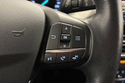 Harmaa Ford Focus 2019 kuva 17.