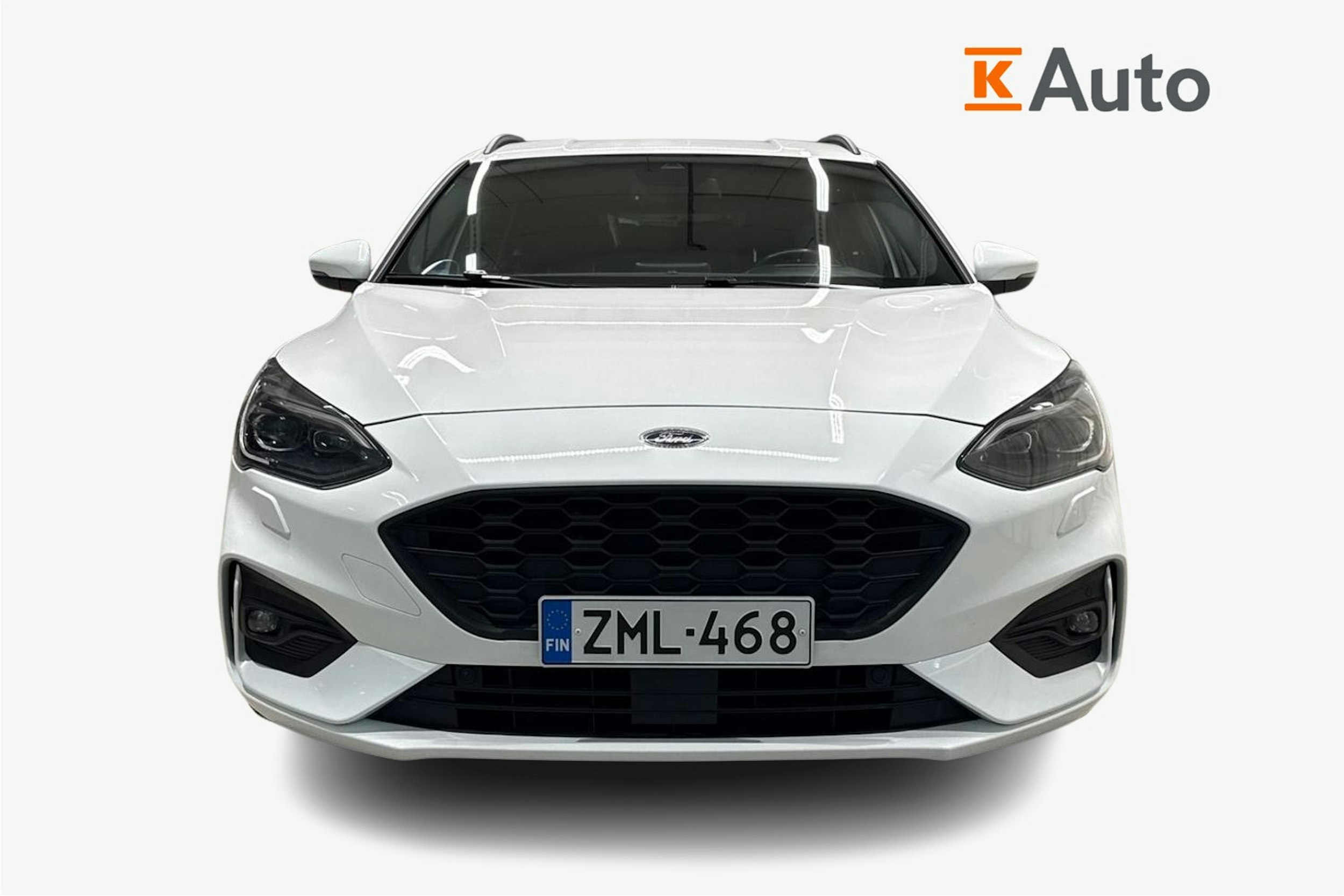valkoinen Ford Focus 2019 kuva 5.