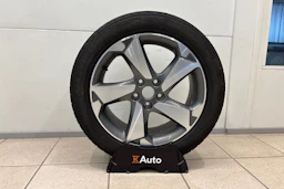 musta Ford Focus 2020 kuva 30.