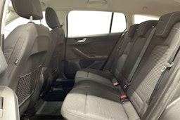 Harmaa Ford FOCUS 2020 kuva 8.