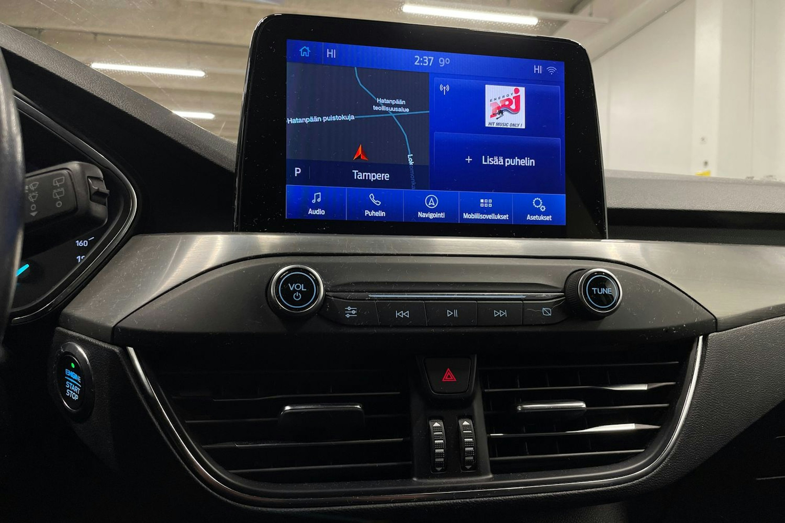 Harmaa Ford FOCUS 2020 kuva 14.