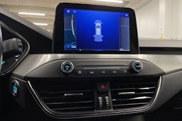 Harmaa Ford FOCUS 2020 kuva 16.