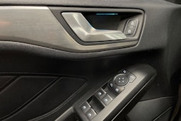 Harmaa Ford FOCUS 2020 kuva 20.