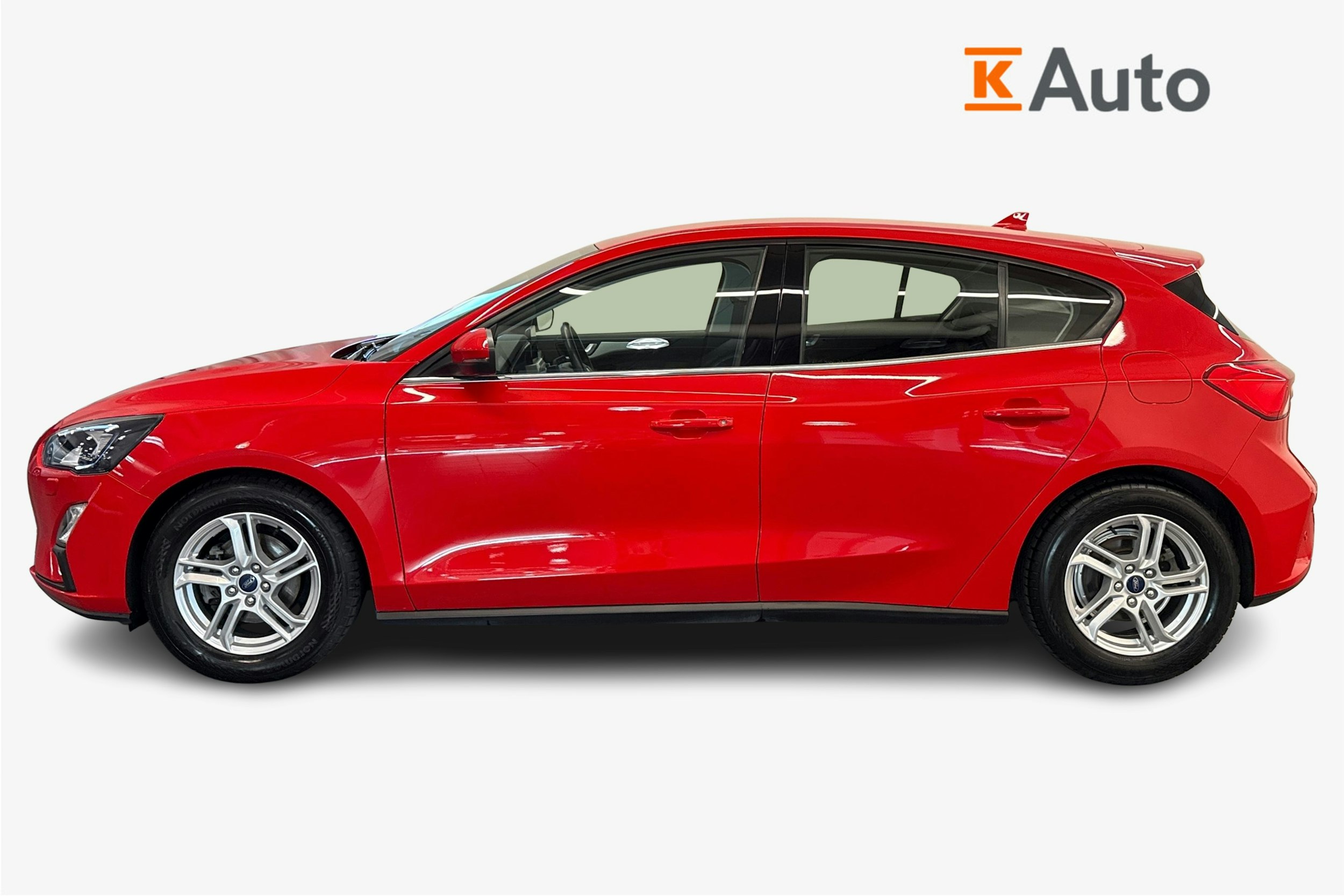 punainen Ford Focus 2020 kuva 6.