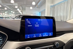 punainen Ford Focus 2020 kuva 33.