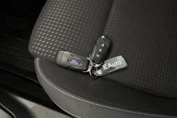 punainen Ford Focus 2020 kuva 37.