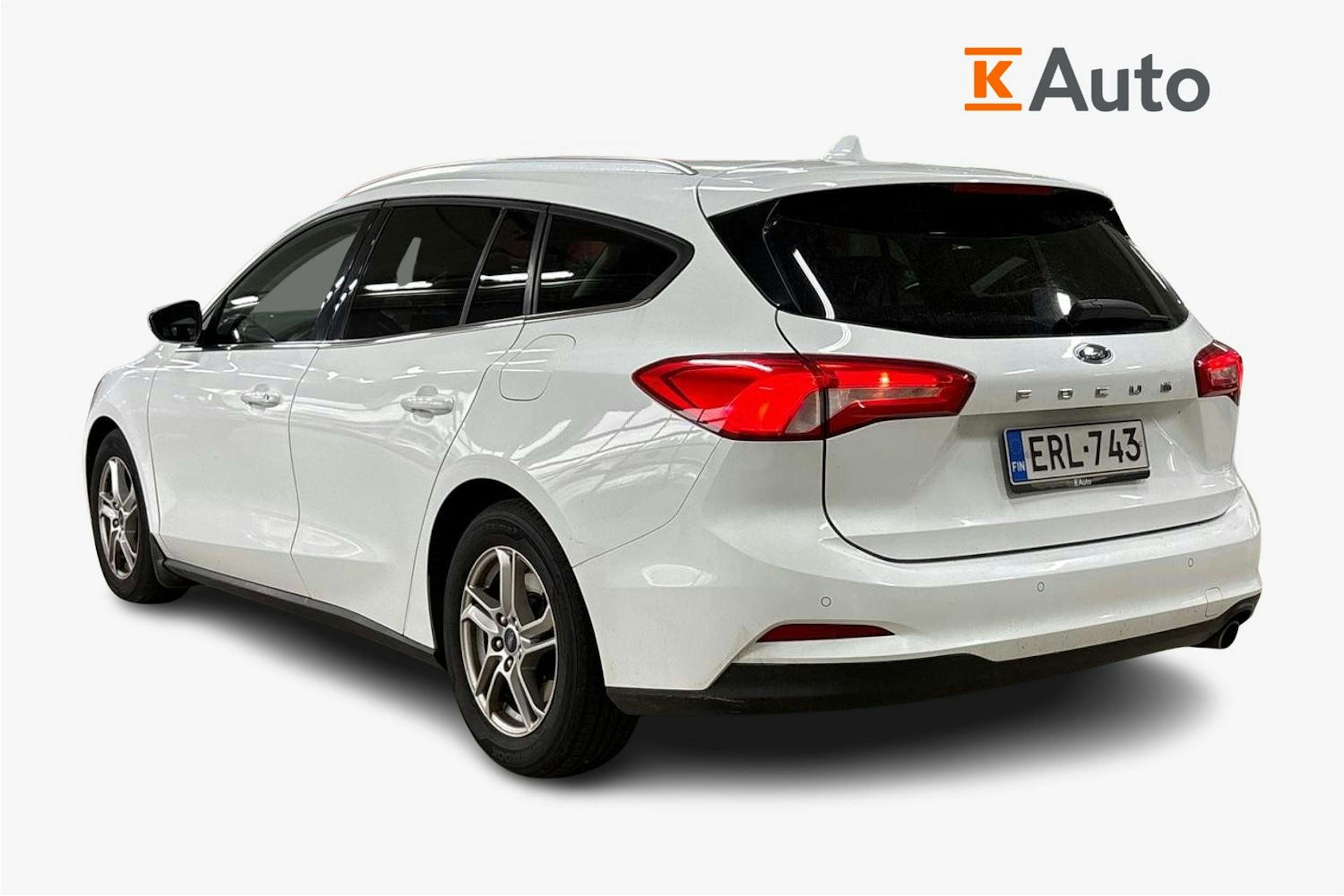 Valkoinen Ford FOCUS 2020 kuva 3.