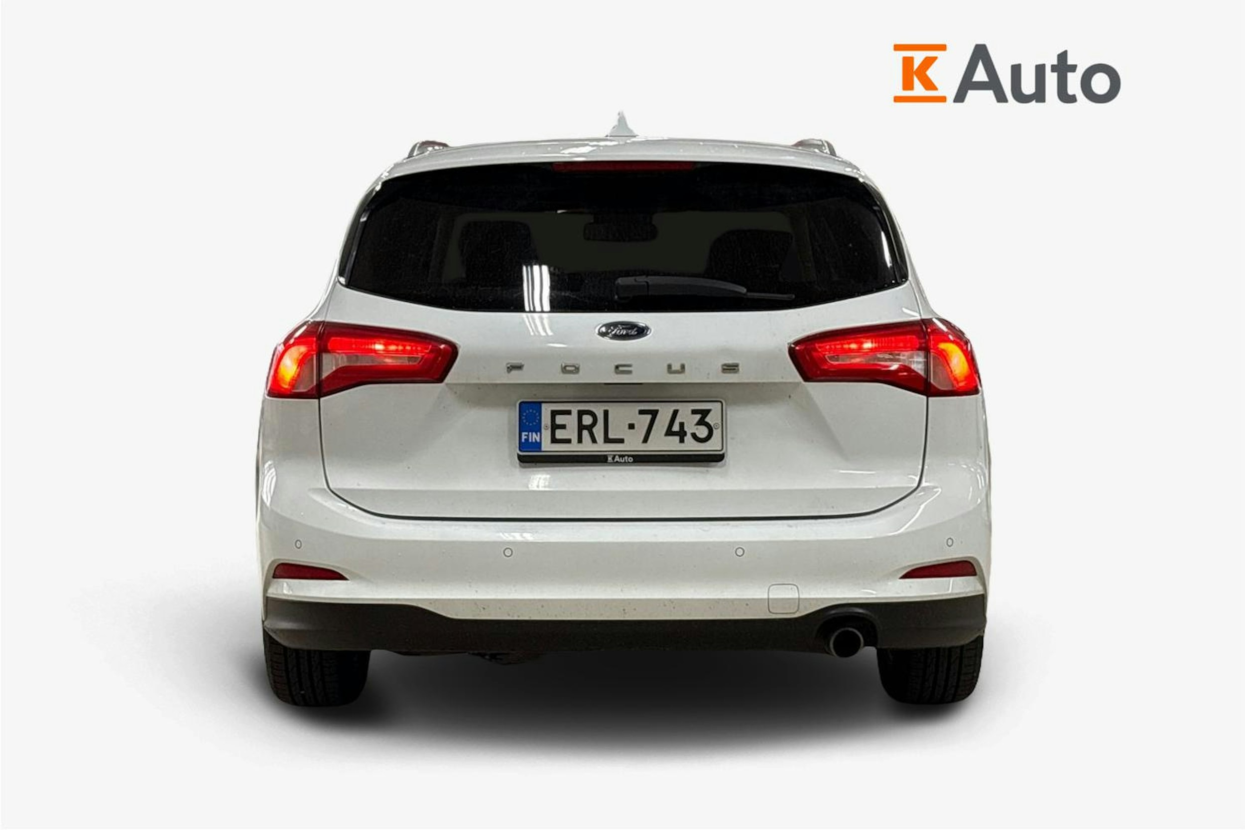 Valkoinen Ford FOCUS 2020 kuva 4.