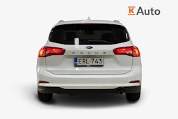 Valkoinen Ford FOCUS 2020 kuva 4.