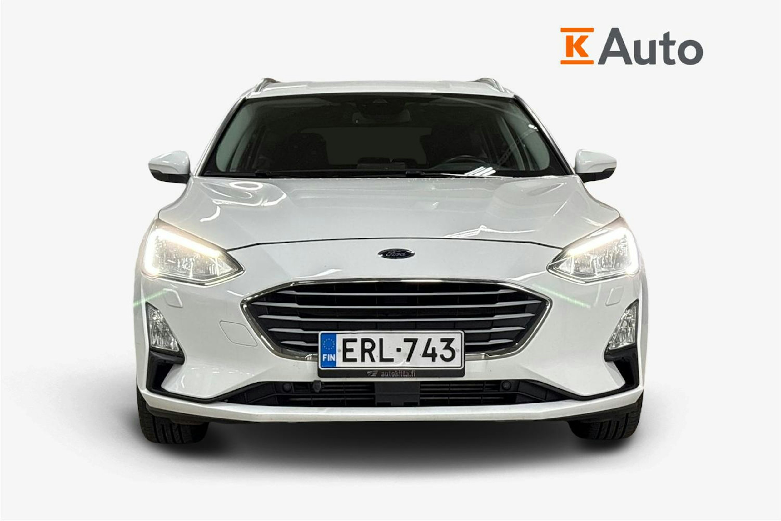 Valkoinen Ford FOCUS 2020 kuva 6.