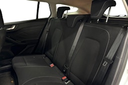 Valkoinen Ford FOCUS 2020 kuva 11.