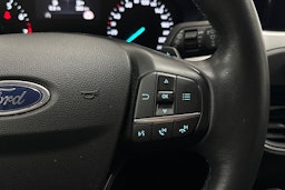 Valkoinen Ford FOCUS 2020 kuva 18.
