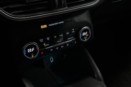 Valkoinen Ford FOCUS 2020 kuva 22.