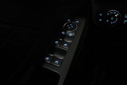 Valkoinen Ford FOCUS 2020 kuva 24.