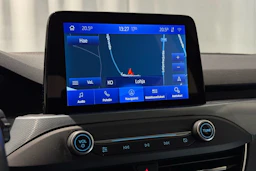 sininen Ford Focus 2020 kuva 19.