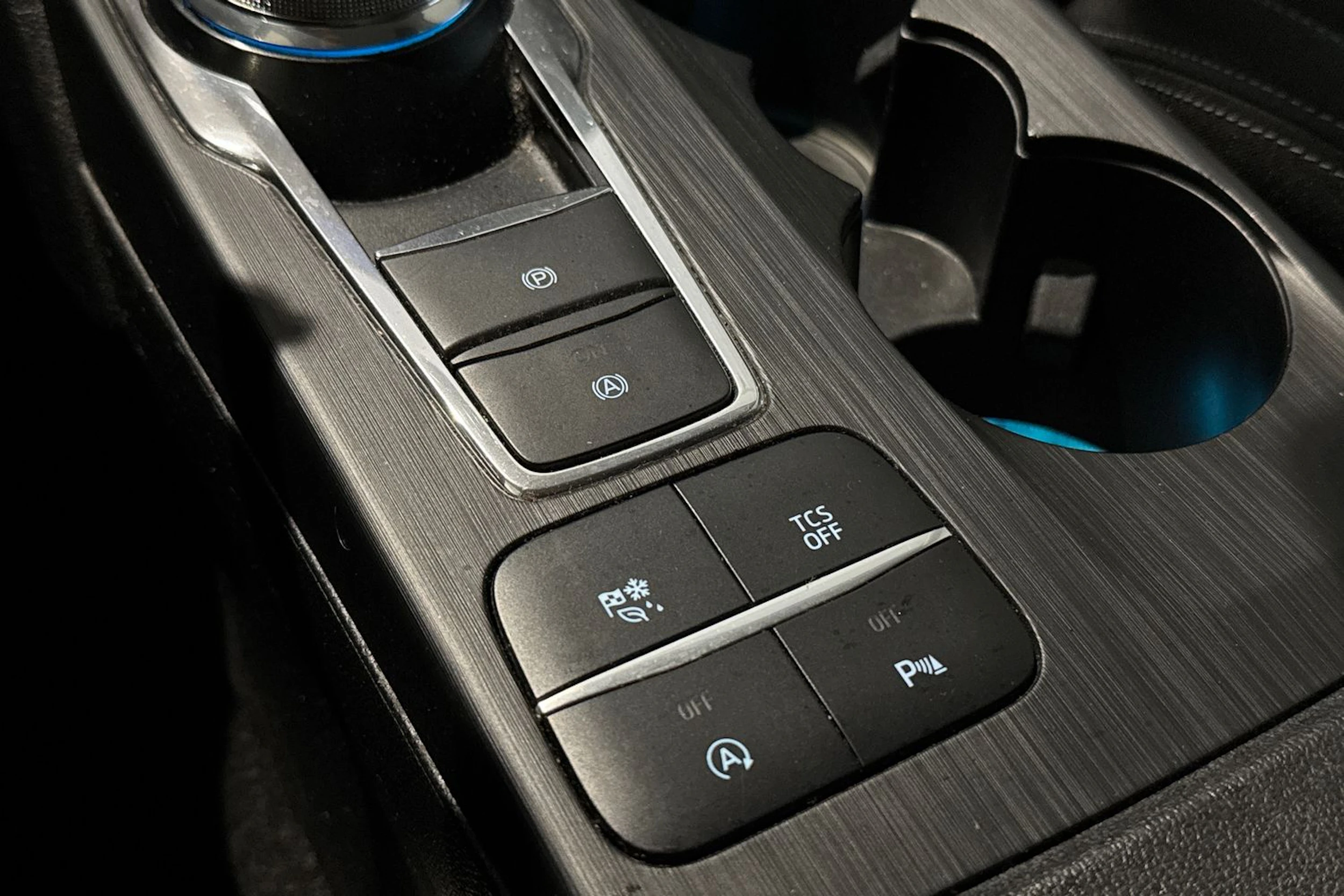 sininen Ford Focus 2020 kuva 22.