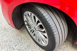 punainen Ford Focus 2020 kuva 13.