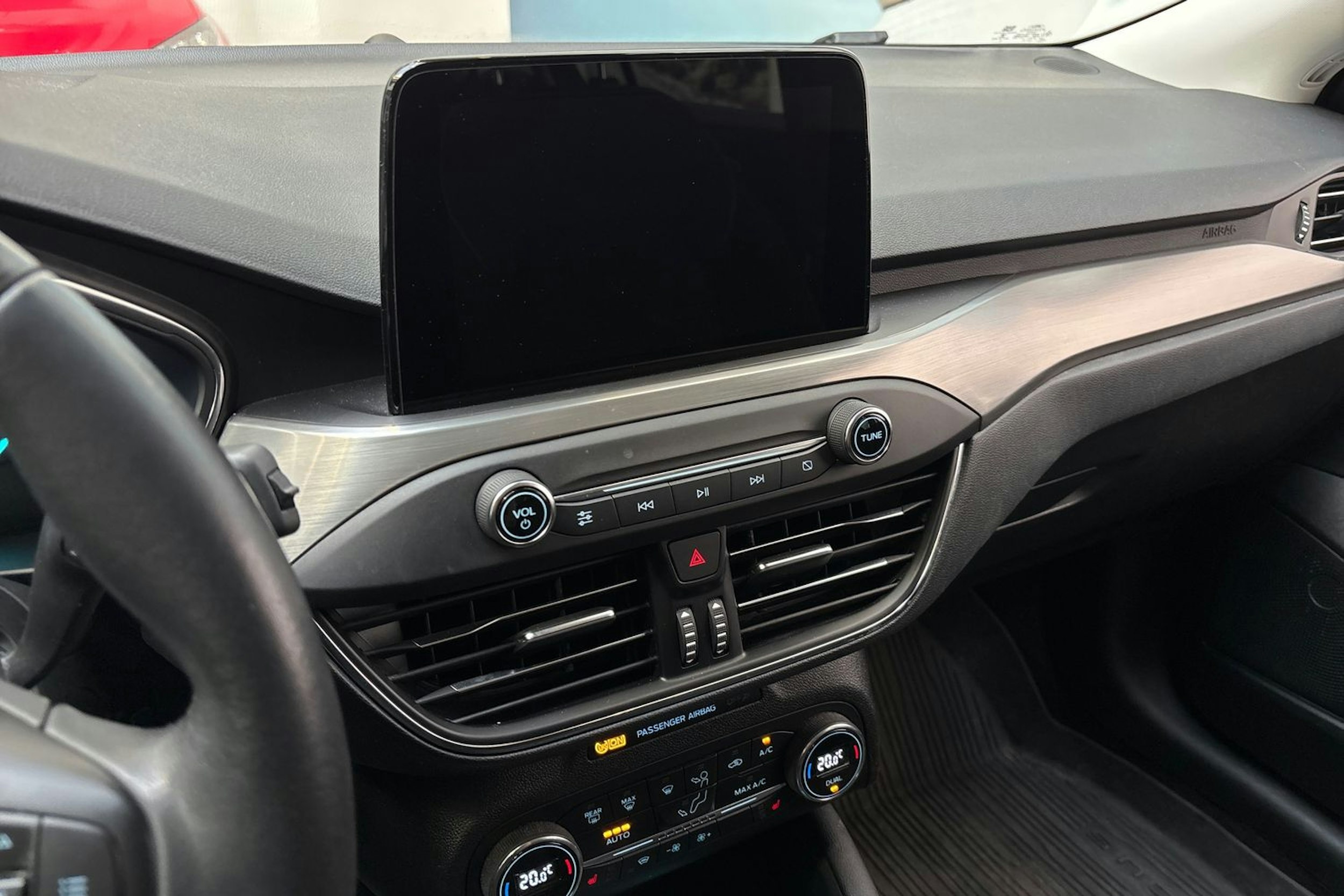 punainen Ford Focus 2020 kuva 22.