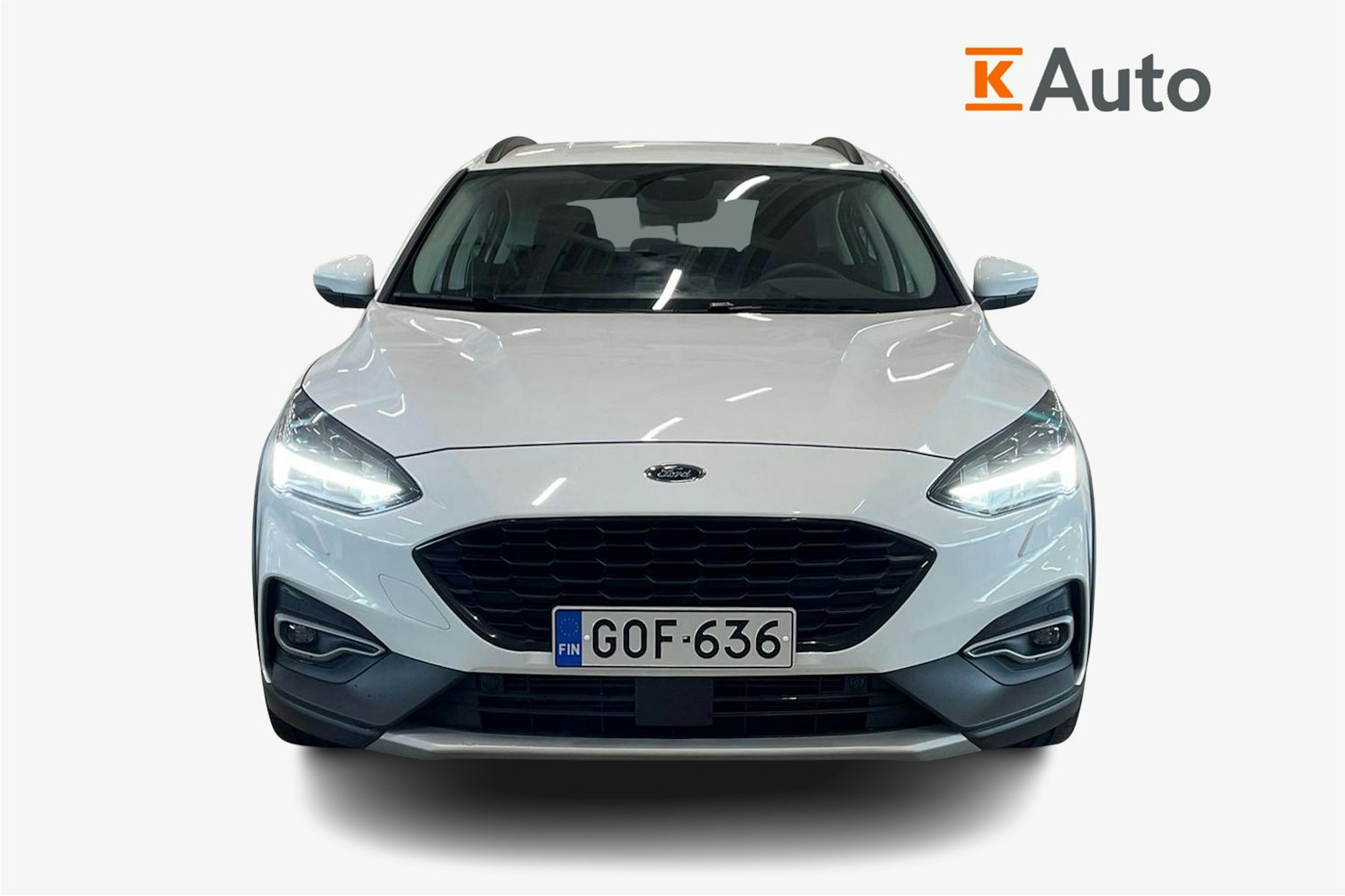 valkoinen Ford Focus 2020 kuva 5.