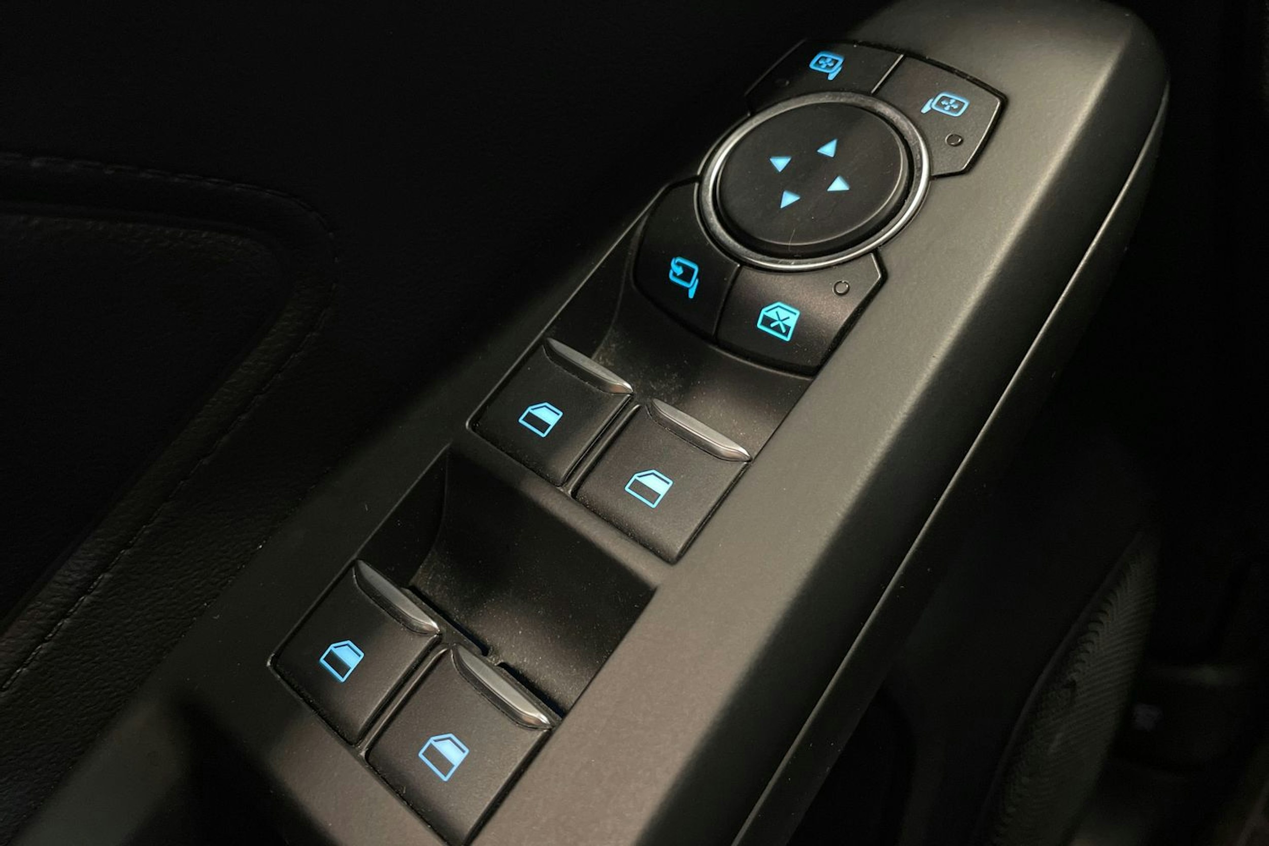 valkoinen Ford Focus 2020 kuva 22.