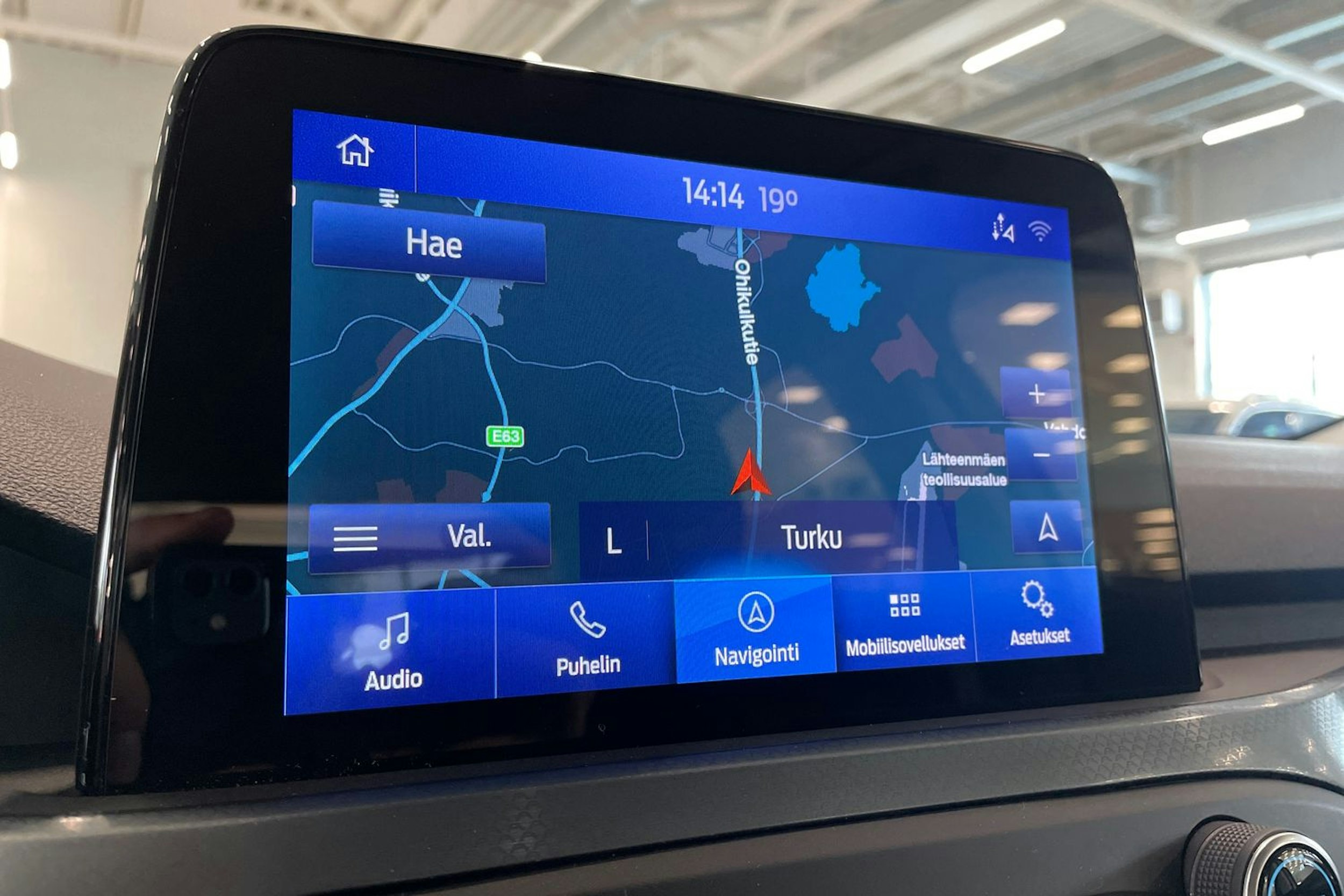 valkoinen Ford Focus 2020 kuva 26.